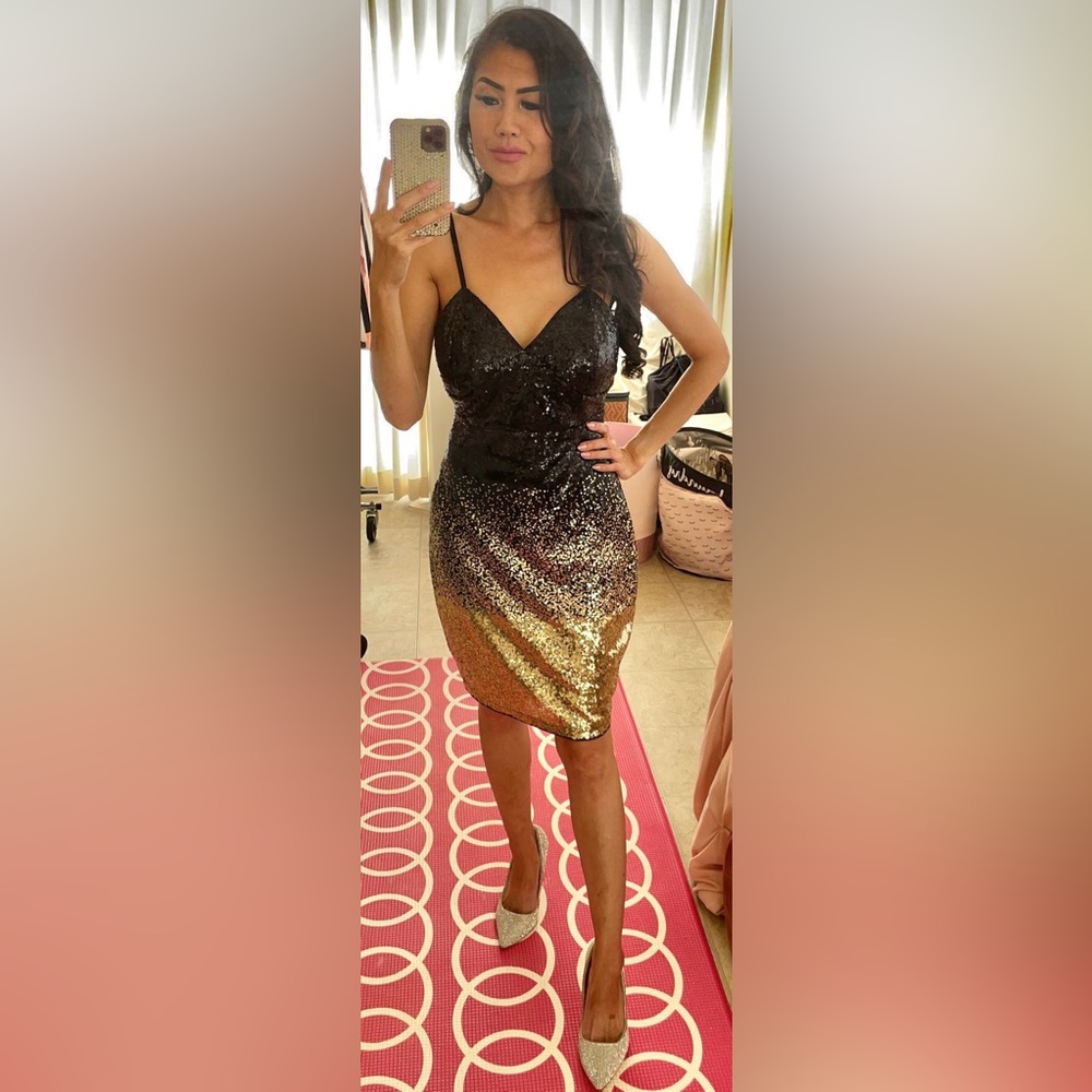 Guess Black & Gold Ombré Sequin Spaghetti Strap Party Prom Formal Wedding Dress